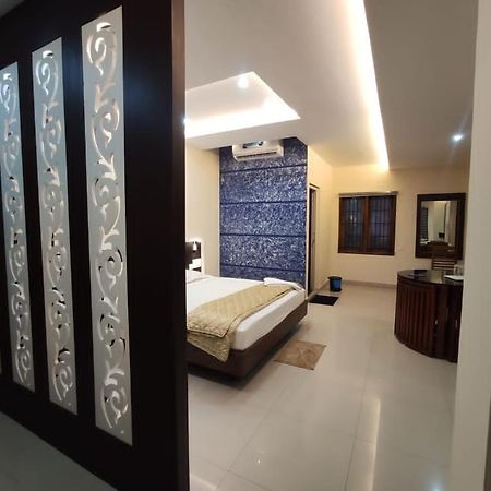 Issacs Regency Hotel Sultan Bathery Luaran gambar