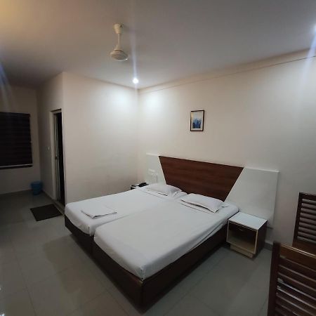 Issacs Regency Hotel Sultan Bathery Luaran gambar