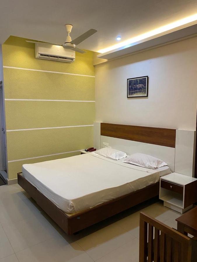 Issacs Regency Hotel Sultan Bathery Luaran gambar