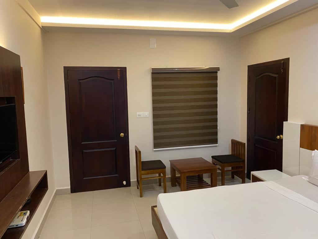 Issacs Regency Hotel Sultan Bathery Luaran gambar