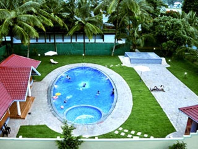 Issacs Regency Hotel Sultan Bathery Luaran gambar